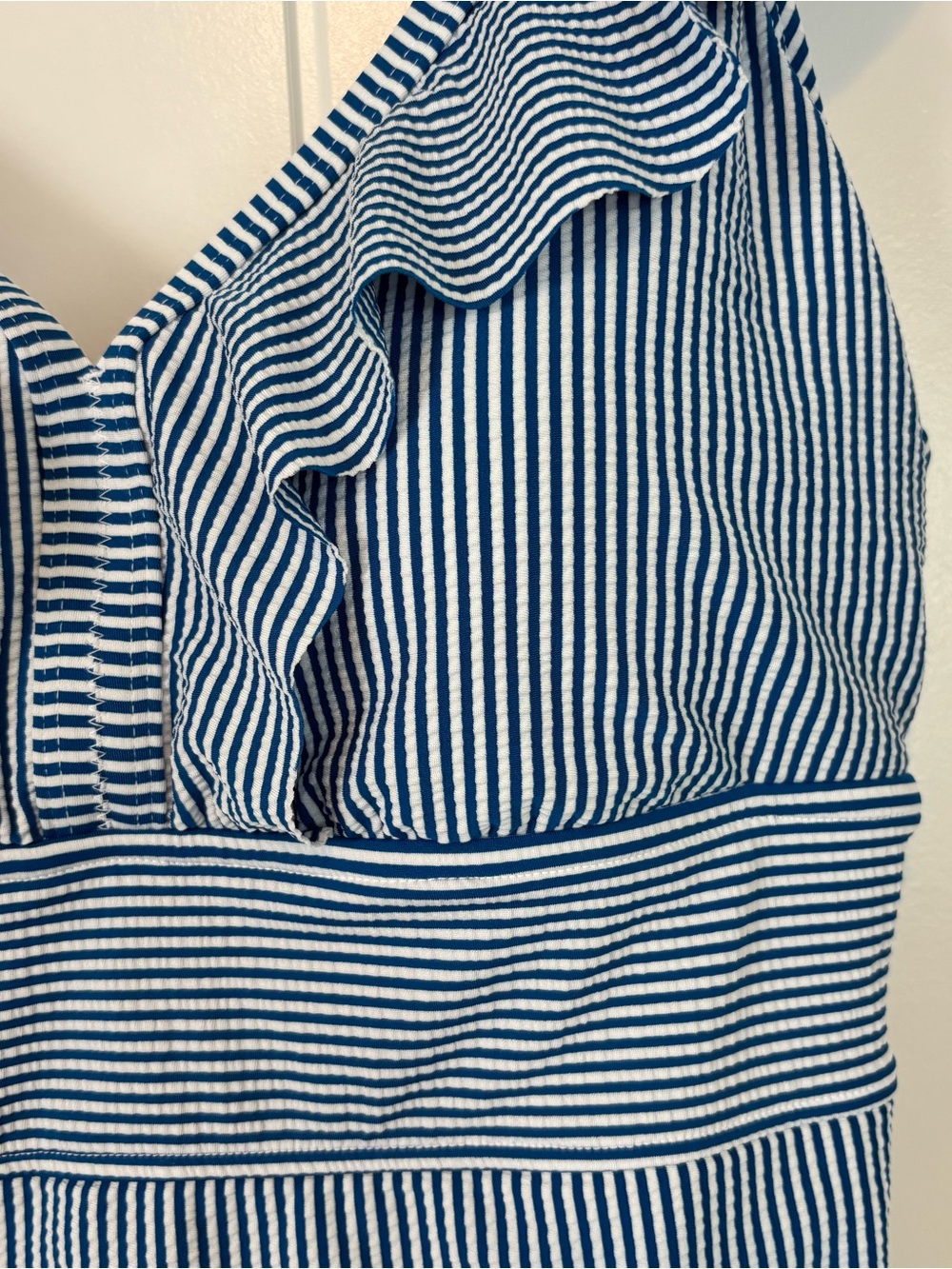 Time and Tru Women's Navy & White Striped Ruffle One-Piece Swimsuit Size 1X - Picture 2 of 6